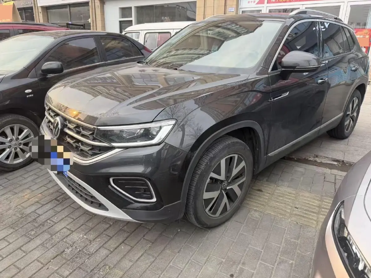 2023 Volkswagen Tayron 2.0T 186HP L4 7DCT