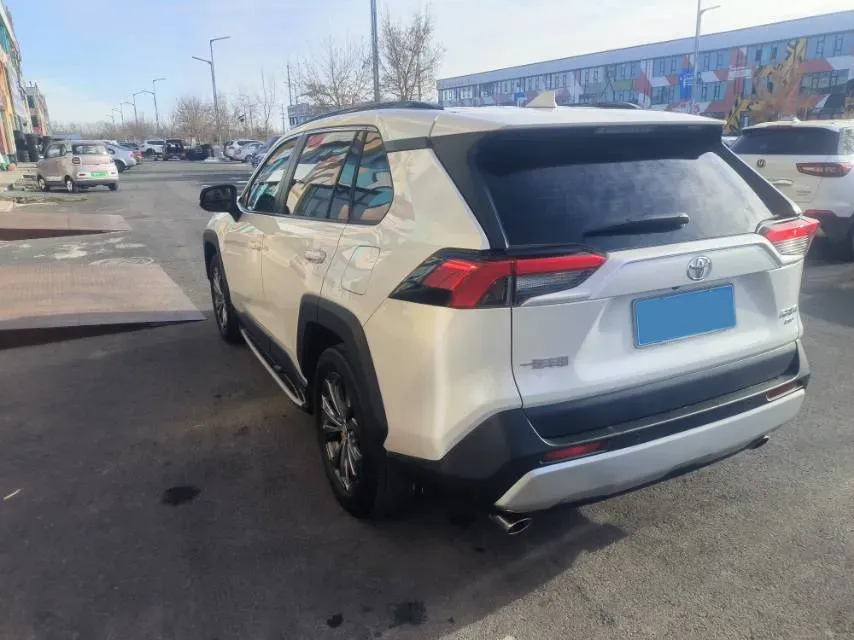 2023 Toyota RAV4 2.0L 171HP L4 CVT,autocango,china used car exporter,china ev exporter,chinese used car exporter,chinese used ev exporter