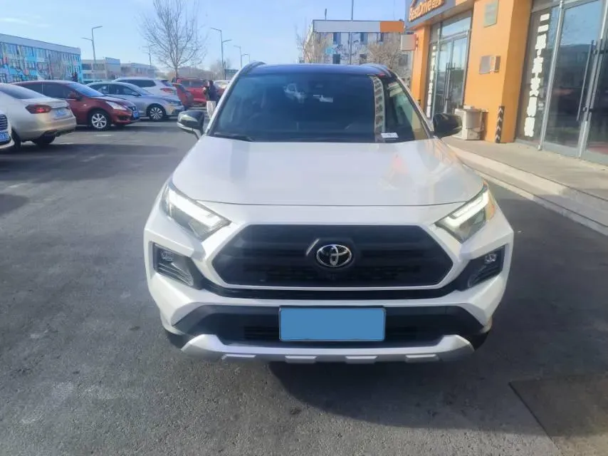 2023 Toyota RAV4 2.0L 171HP L4 CVT,autocango,china used car exporter,china ev exporter,chinese used car exporter,chinese used ev exporter