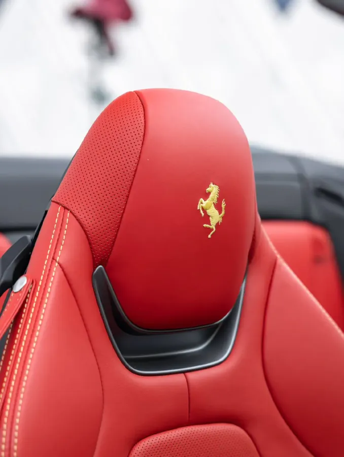 2021 Ferrari Portofino 3.9T 620HP V8 8DCT,autocango,china used car exporter,china ev exporter,chinese used car exporter,chinese used ev exporter