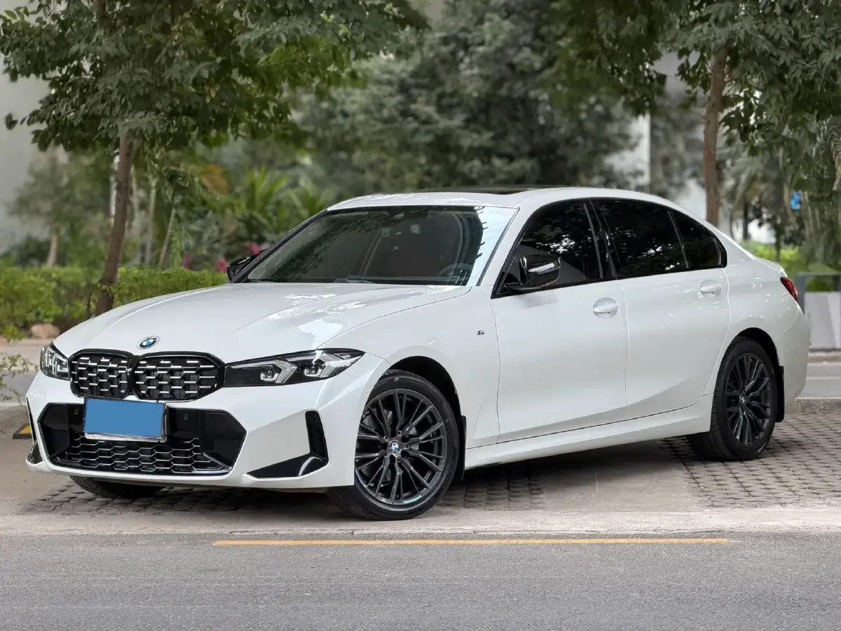 2023 BMW 3 Series 2.0T 184HP L4 8AT