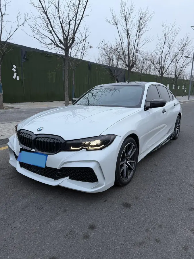 2022 BMW 3 Series 2.0T 184HP L4 8AT