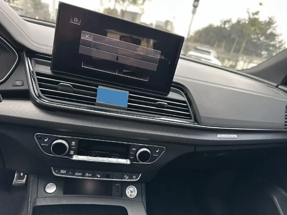 2024 Audi Q5L Sportback 2.0T 190HP L4 7DCT,autocango,china used car exporter,china ev exporter,chinese used car exporter,chinese used ev exporter