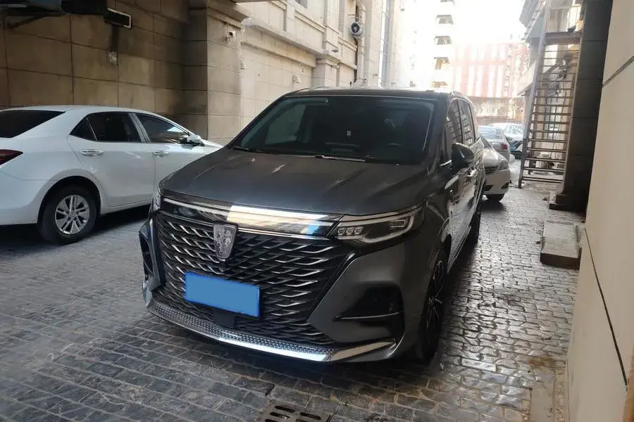 2022 Roewe iMAX8 2.0T 234HP L4 8AT