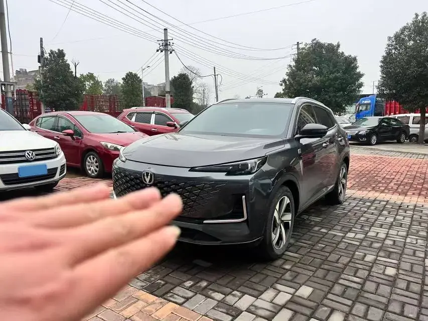 2024 ChangAn CS55 Plus 1.5T 188HP L4 7DCT