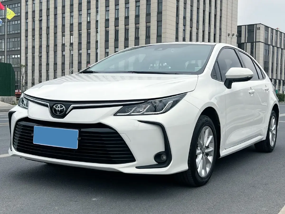 2021 Toyota Corolla 1.2T 116HP L4 CVT