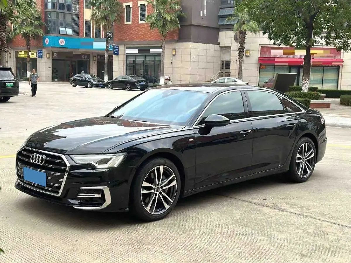 2023 Audi A6L 2.0T 190HP L4 7DCT