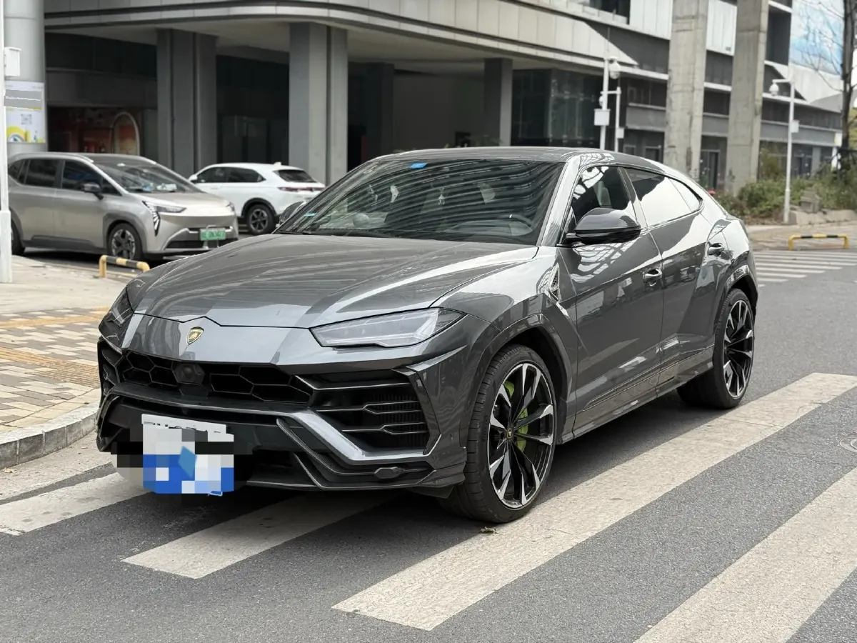 2021 Lamborghini Urus 4.0T 641HP V8 8AT,autocango,china used car exporter,china ev exporter,chinese used car exporter,chinese used ev exporter