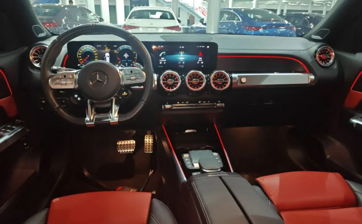 2023 Mercedes-Benz GLB AMG 2.0T 306HP L4 8DCT,autocango,china used car exporter,china ev exporter,chinese used car exporter,chinese used ev exporter