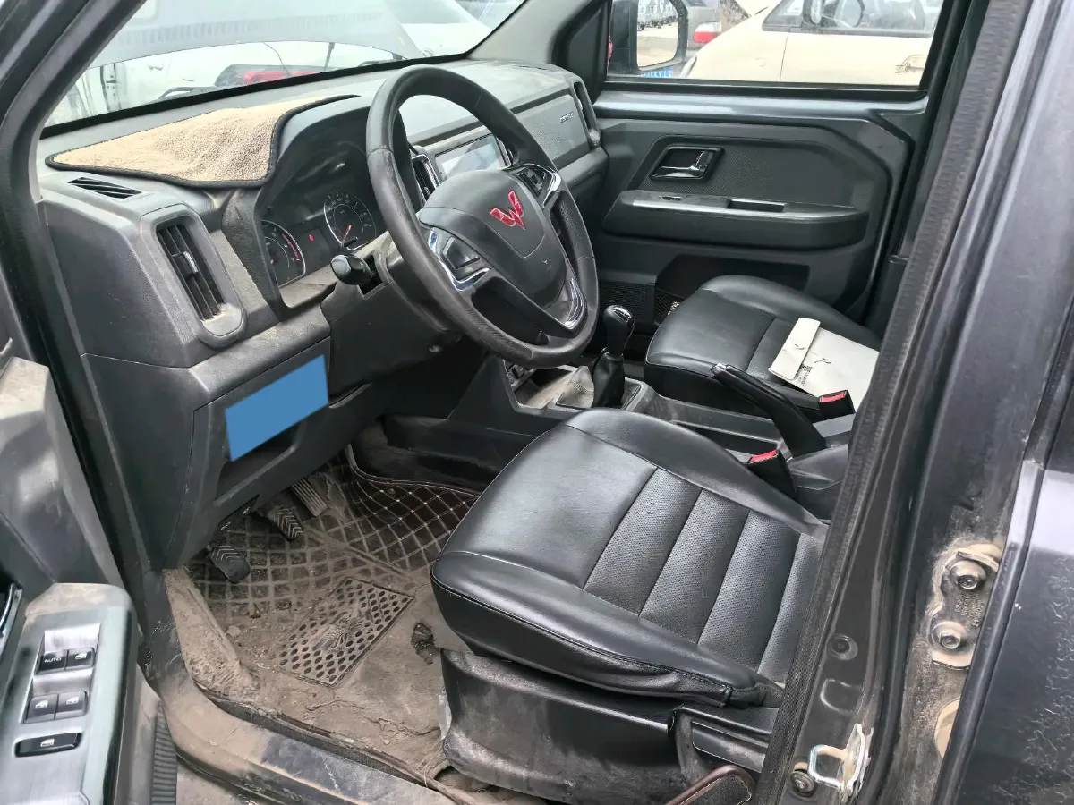2021 WuLing ZhentTu 1.5L 99HP L4 5MT,autocango,china used car exporter,china ev exporter,chinese used car exporter,chinese used ev exporter