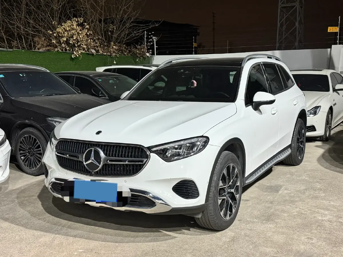 2023 Mercedes-Benz GLC Class 2.0T 204HP L4 9AT