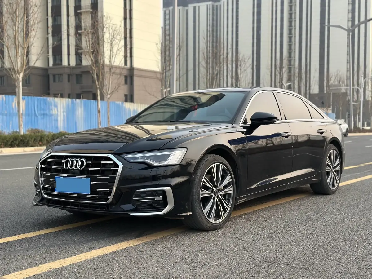 2024 Audi A6L 2.0T 245HP L4 7DCT