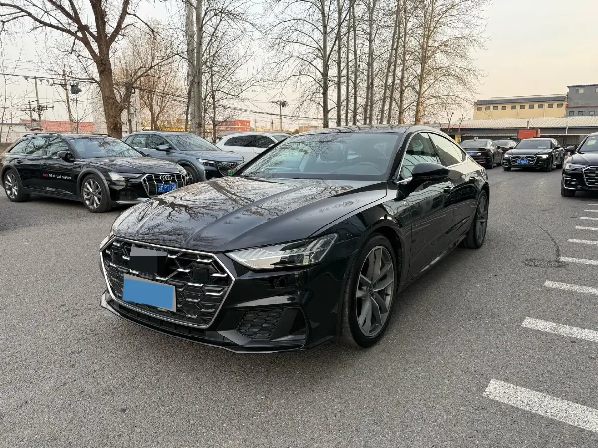 2024 Audi A7 2.0T 265HP L4 7DCT