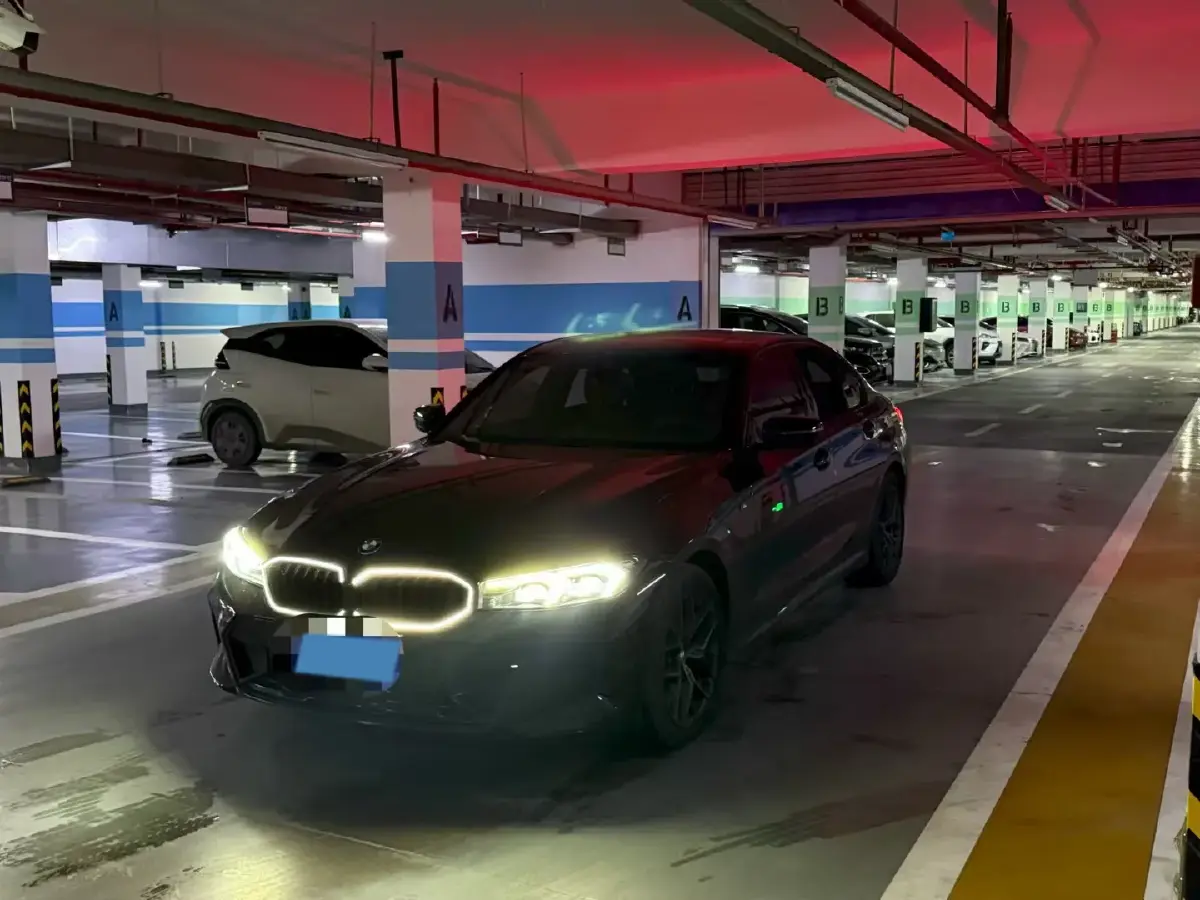 2023 BMW 3 Series 2.0T 184HP L4 8AT