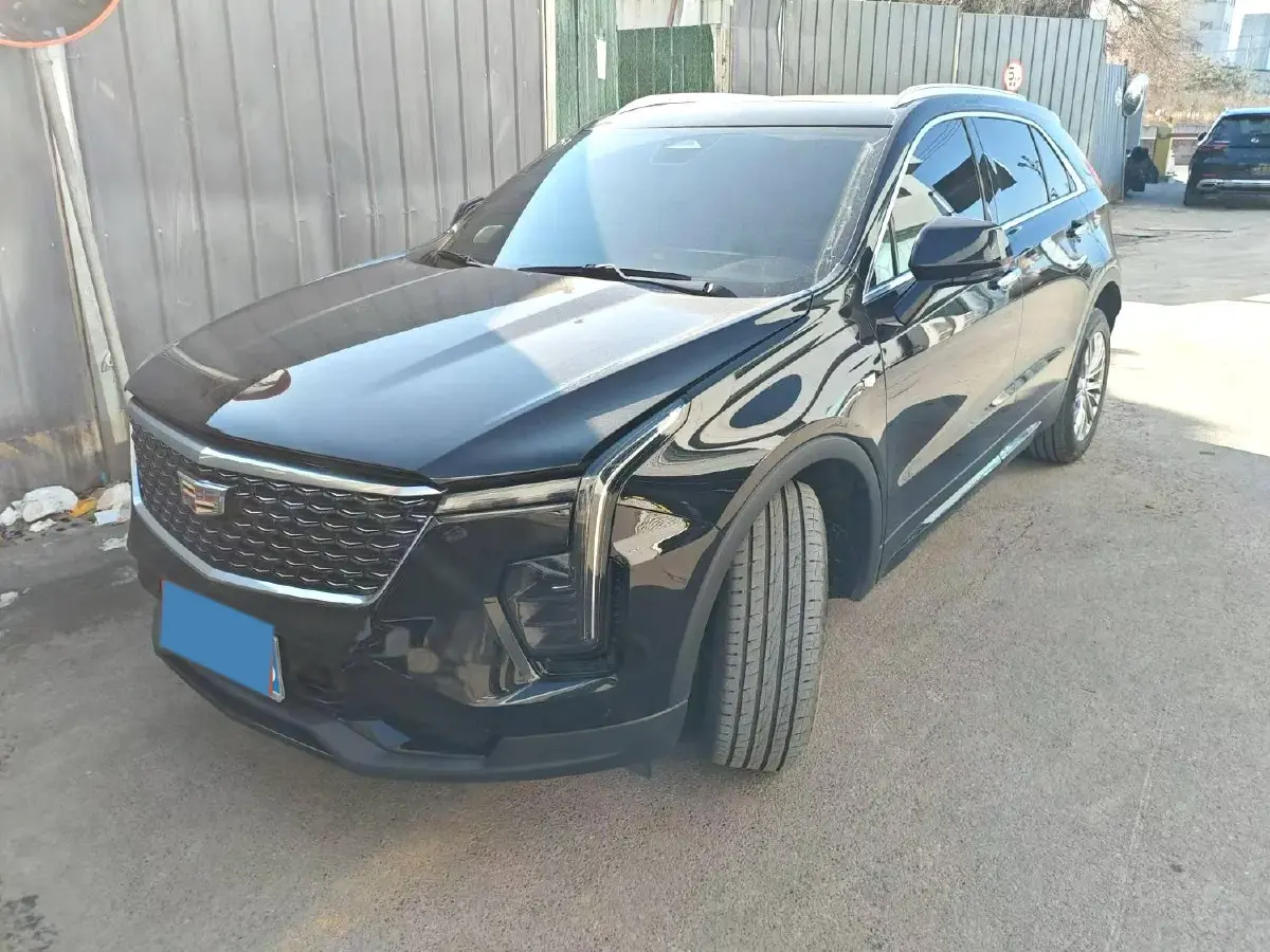 2024 Cadillac XT4 2.0T 237HP L4 9AT