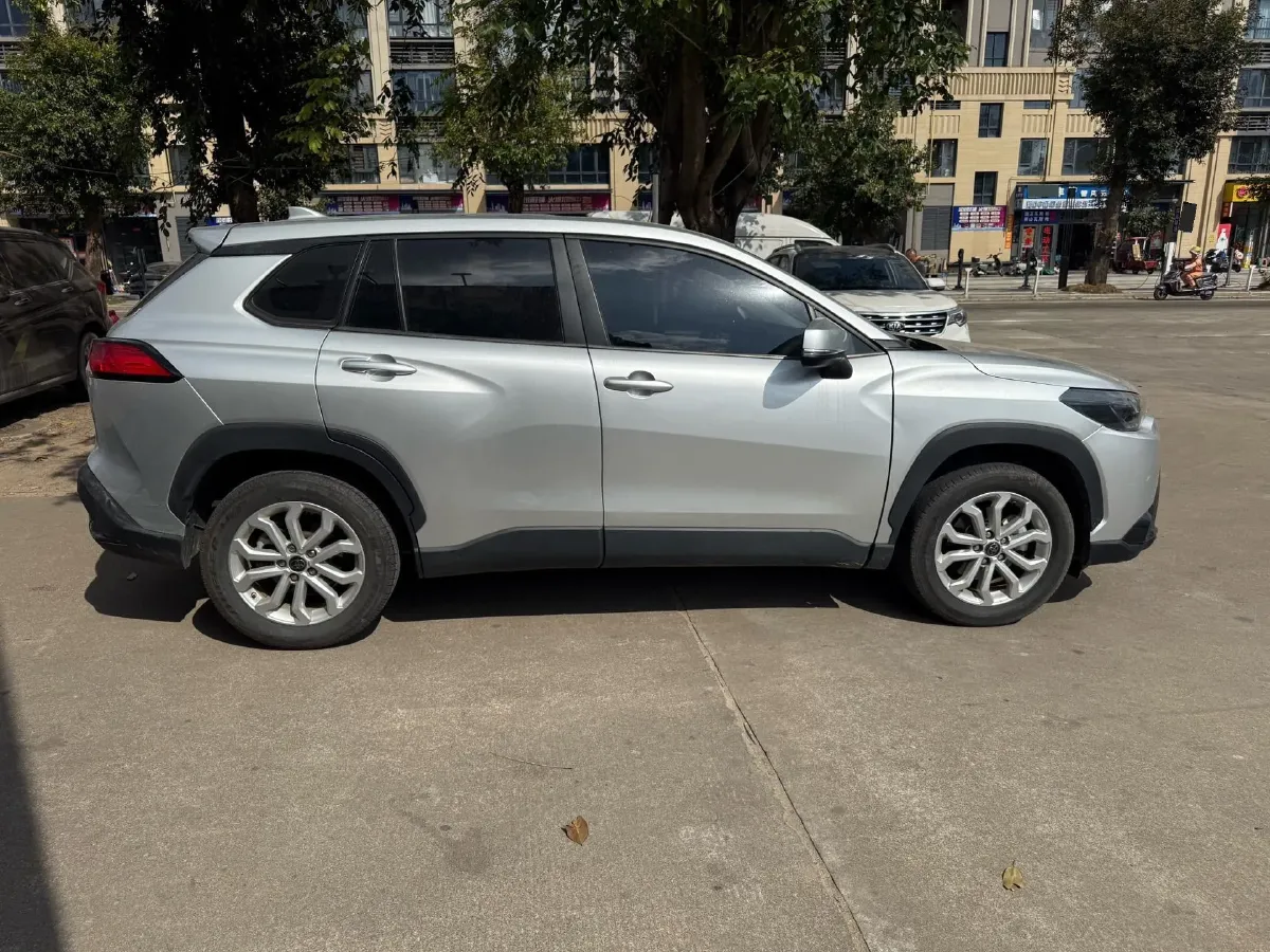 2023 Toyota Frontlander 2.0L 171HP L4 CVT,autocango,china used car exporter,china ev exporter,chinese used car exporter,chinese used ev exporter