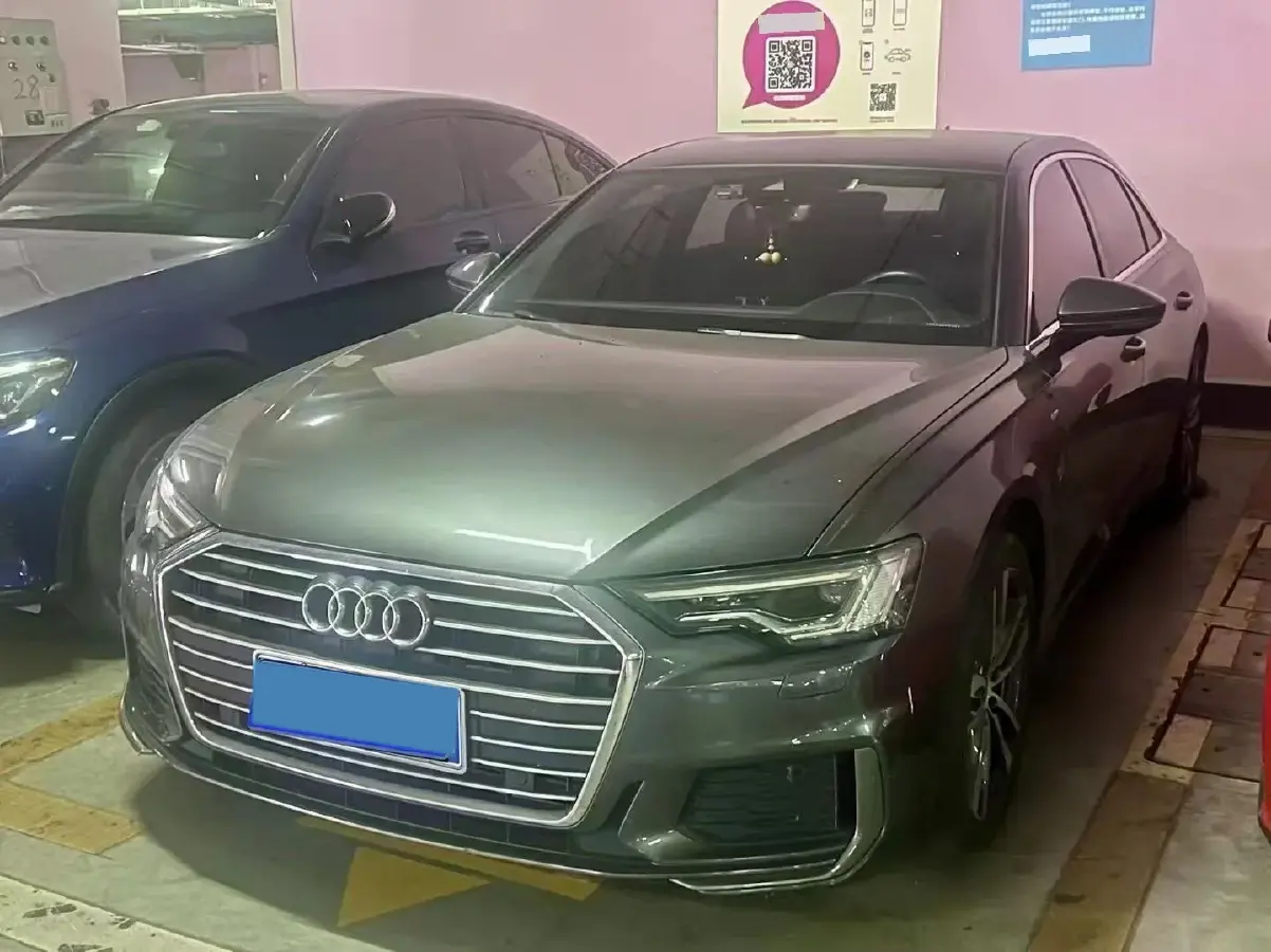 2022 Audi A6L 2.0T 190HP L4 7DCT