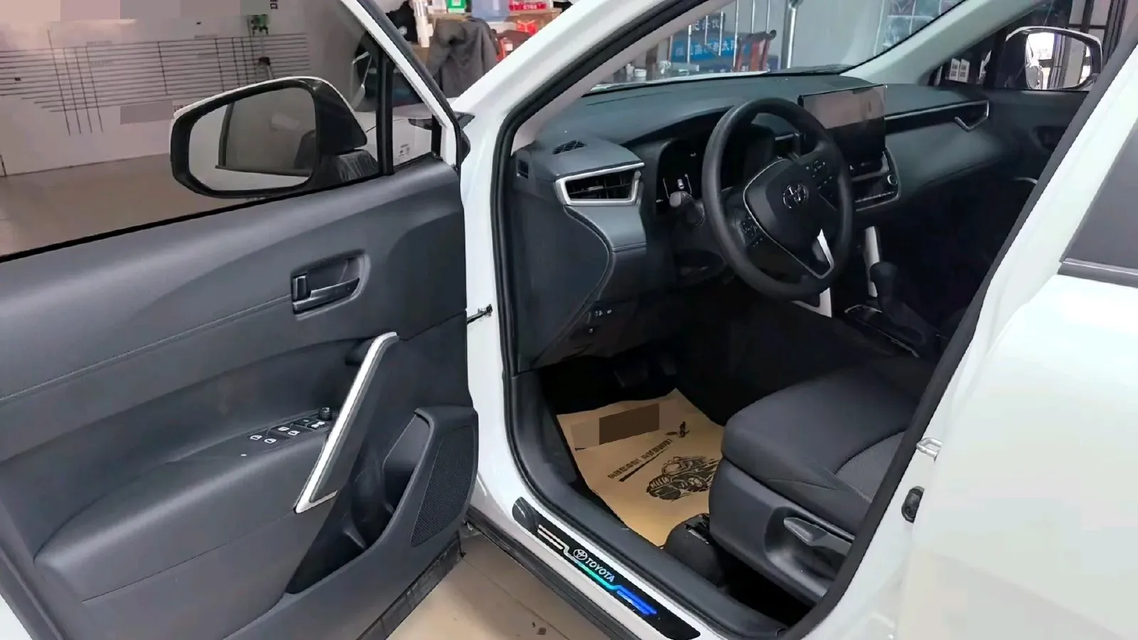 2024 Toyota Frontlander 2.0L 152HP L4 E-CVT Hybrid,autocango,china used car exporter,china ev exporter,chinese used car exporter,chinese used ev exporter