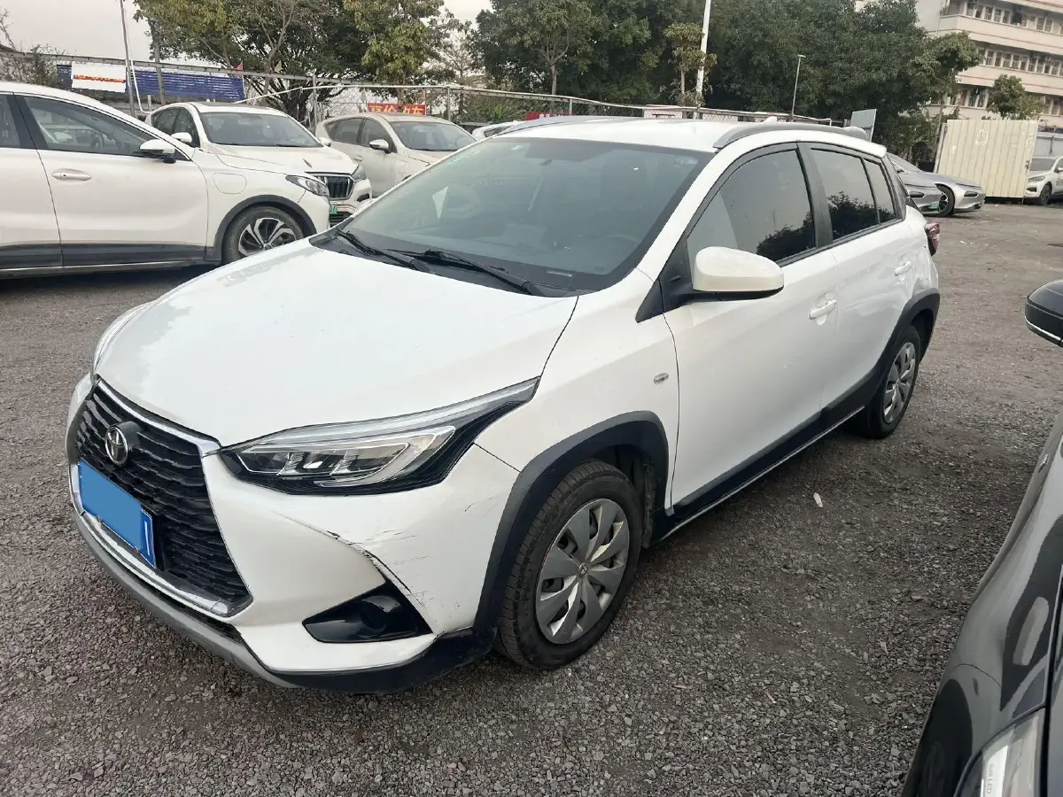 2022 Toyota Yaris L 1.5L 112HP L4 CVT