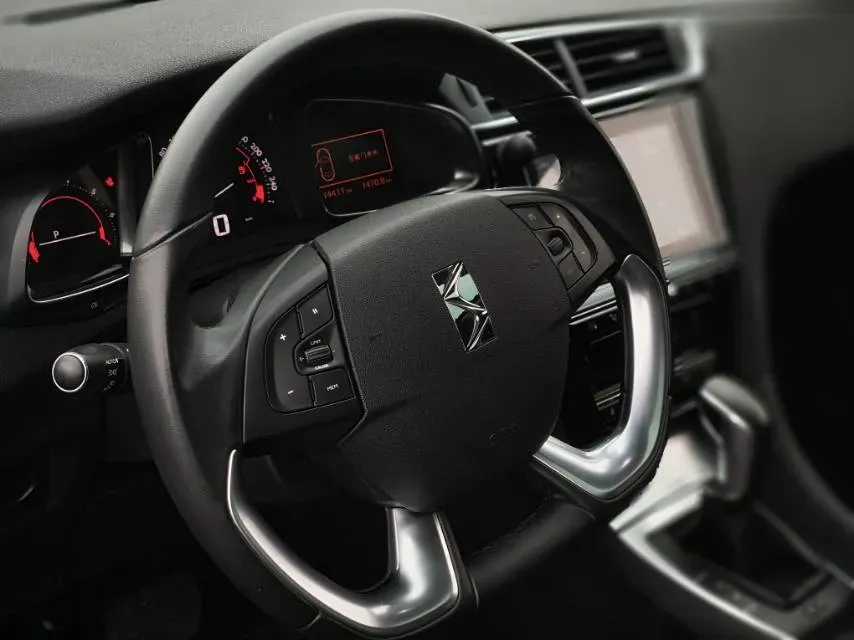 2018 DS 4S 1.6T 167HP L4 6AT,autocango,china used car exporter,china ev exporter,chinese used car exporter,chinese used ev exporter