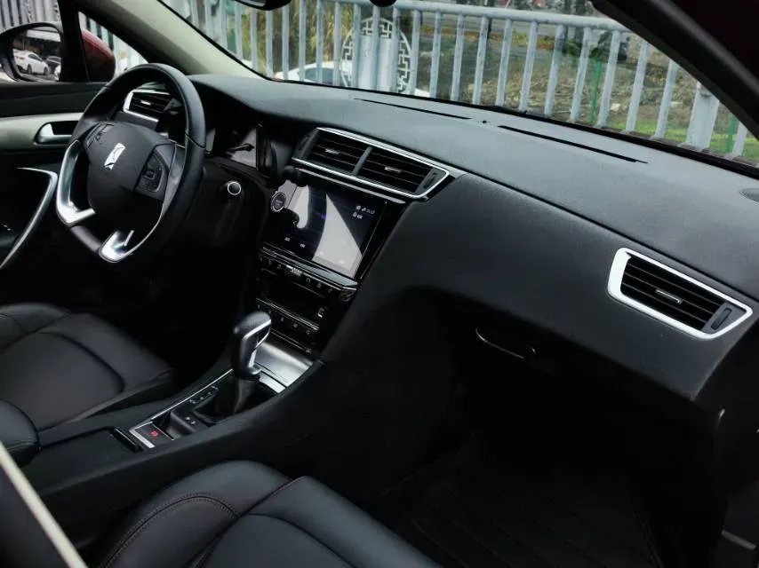 2018 DS 4S 1.6T 167HP L4 6AT,autocango,china used car exporter,china ev exporter,chinese used car exporter,chinese used ev exporter