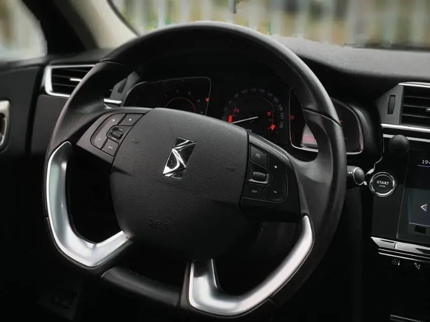 2018 DS 4S 1.6T 167HP L4 6AT,autocango,china used car exporter,china ev exporter,chinese used car exporter,chinese used ev exporter