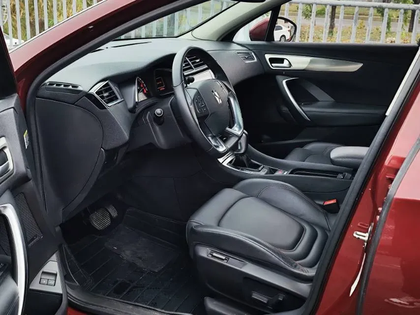 2018 DS 4S 1.6T 167HP L4 6AT,autocango,china used car exporter,china ev exporter,chinese used car exporter,chinese used ev exporter