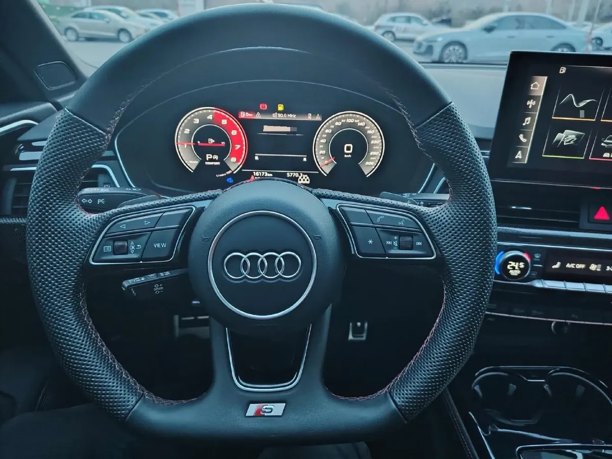 2024 Audi S4 3.0T 354HP V6 8AT,autocango,china used car exporter,china ev exporter,chinese used car exporter,chinese used ev exporter