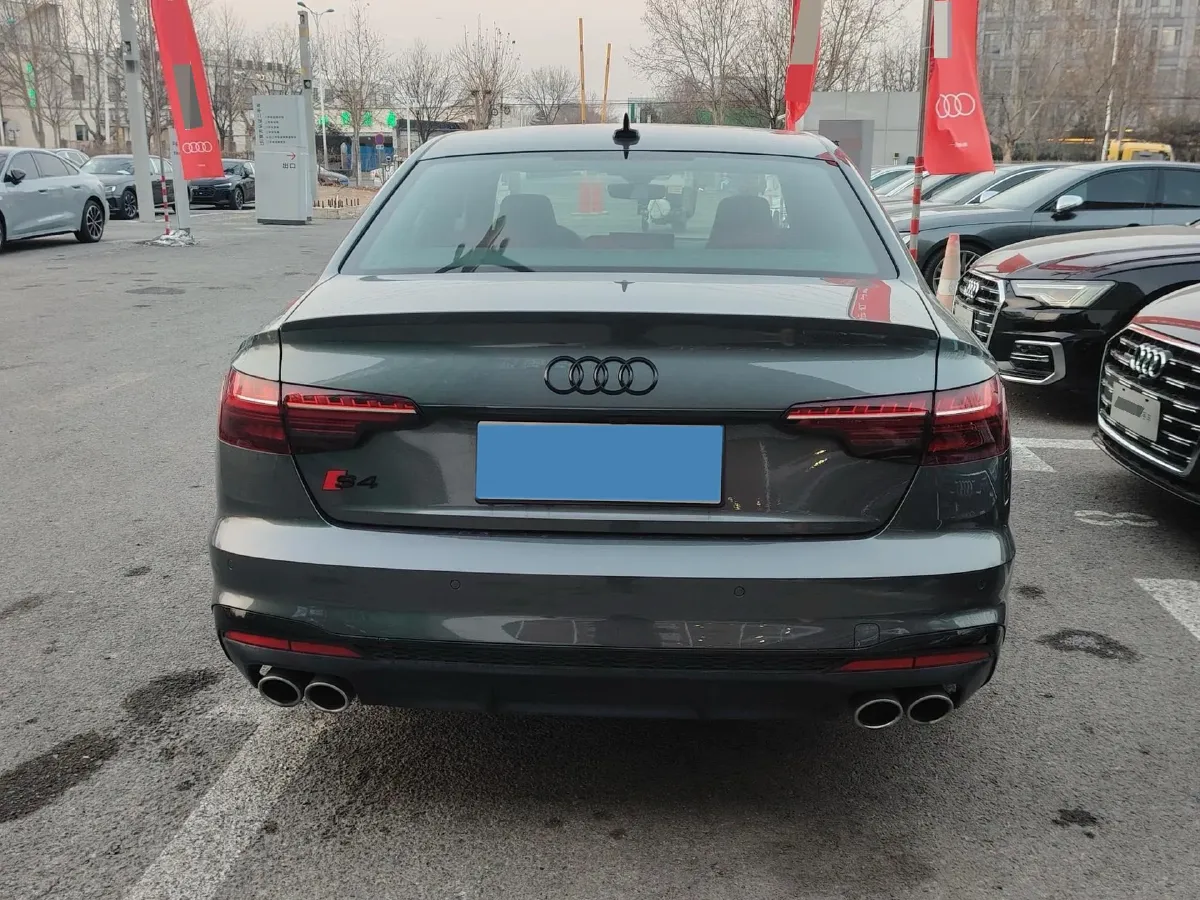 2024 Audi S4 3.0T 354HP V6 8AT,autocango,china used car exporter,china ev exporter,chinese used car exporter,chinese used ev exporter
