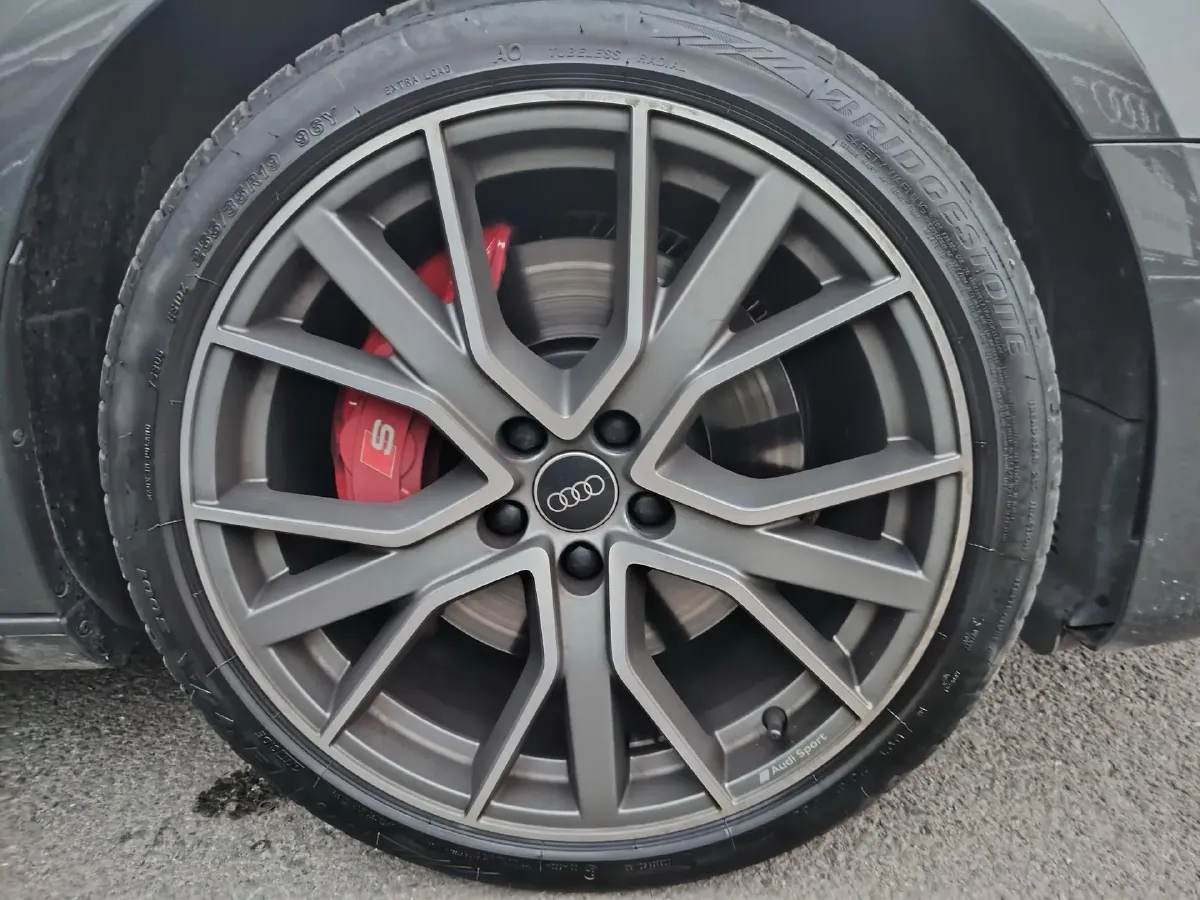 2024 Audi S4 3.0T 354HP V6 8AT,autocango,china used car exporter,china ev exporter,chinese used car exporter,chinese used ev exporter