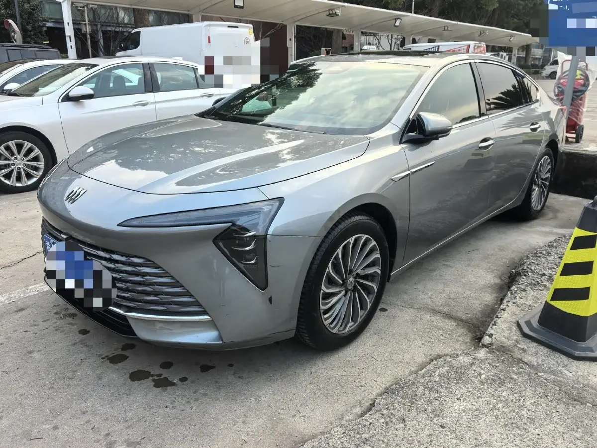 2023 Buick Larcosse 2.0T 237HP L4 9AT