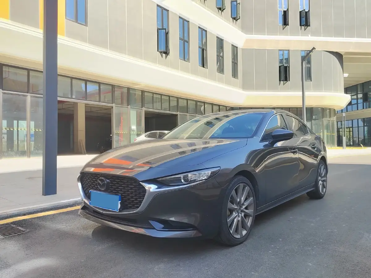 2020 Mazda 3 Axela 2.0L 158HP L4 6AT