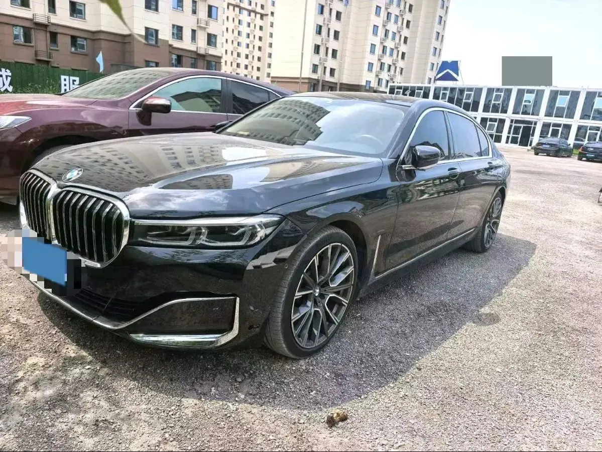 2021 BMW 7 Series 2.0T 265HP L4 8AT