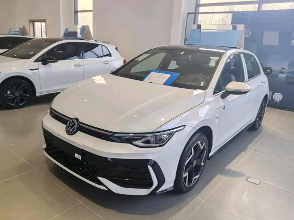 2025 Volkswagen Golf 1.5T 160HP L4 7DCT