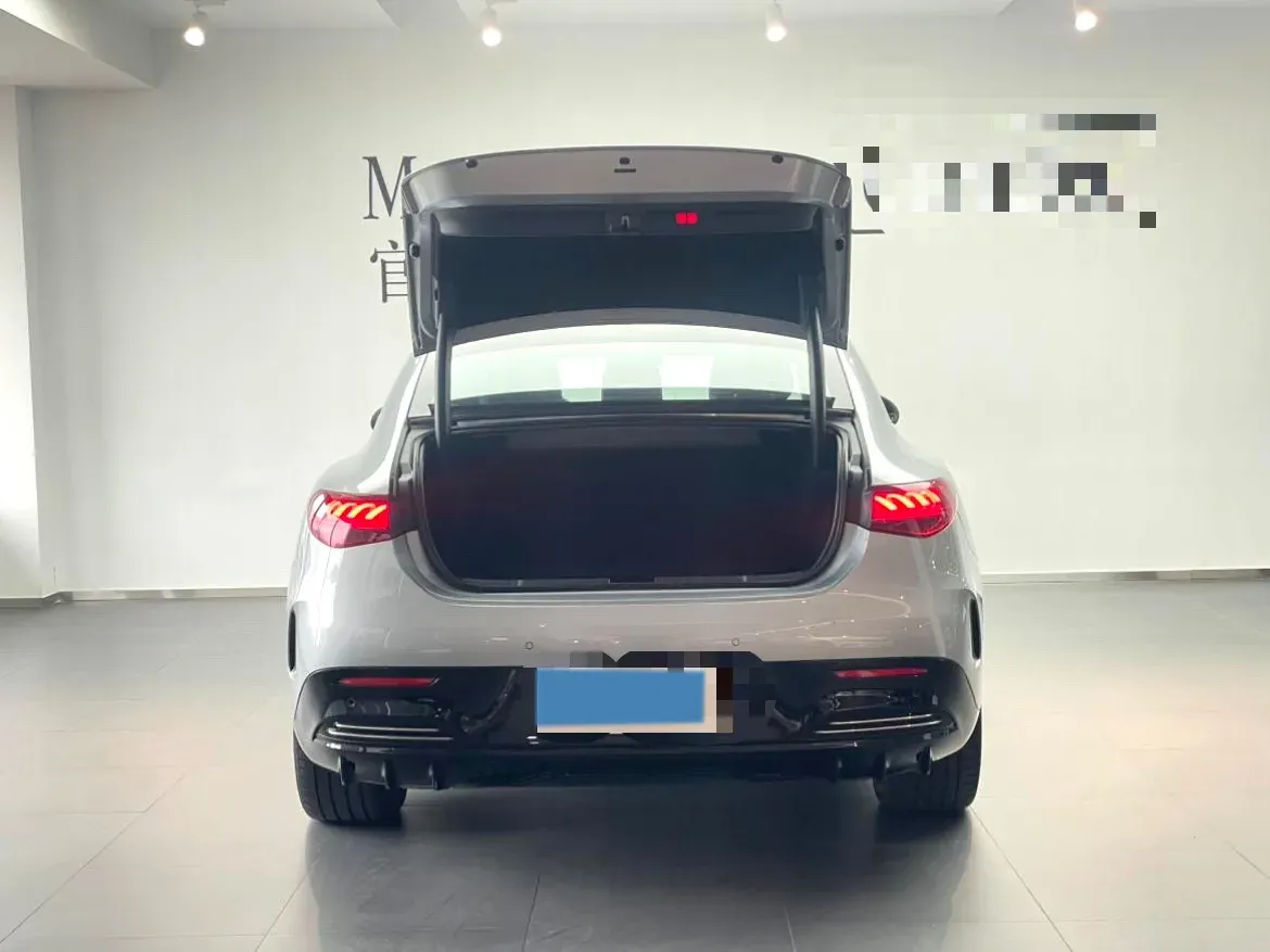 2022 Mercedes-Benz EQE Class BEV 96.1KWH,autocango,china used car exporter,china ev exporter,chinese used car exporter,chinese used ev exporter