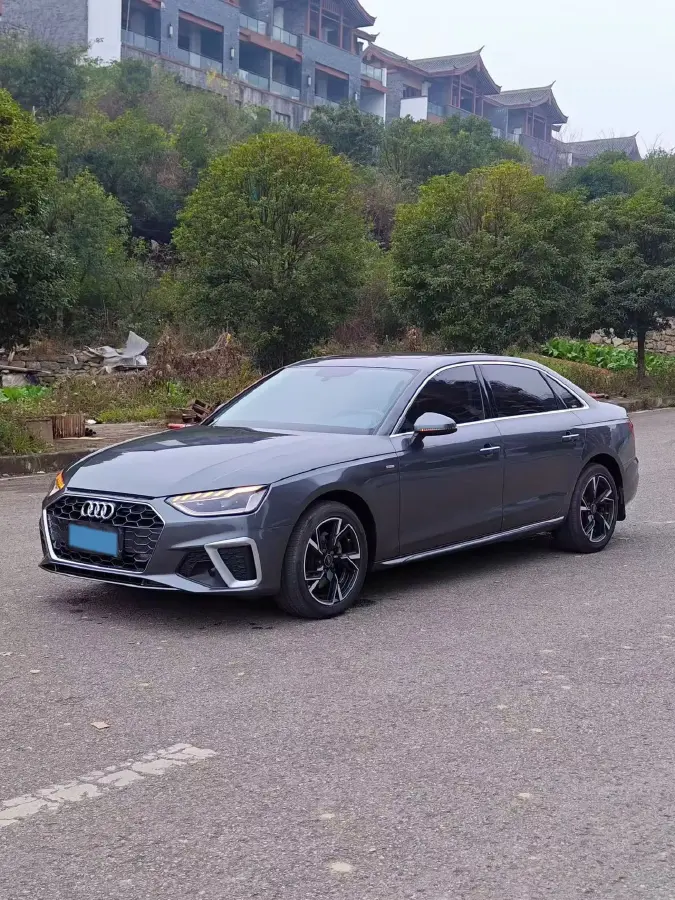 2020 Audi A4L 2.0T 150HP L4 7DCT