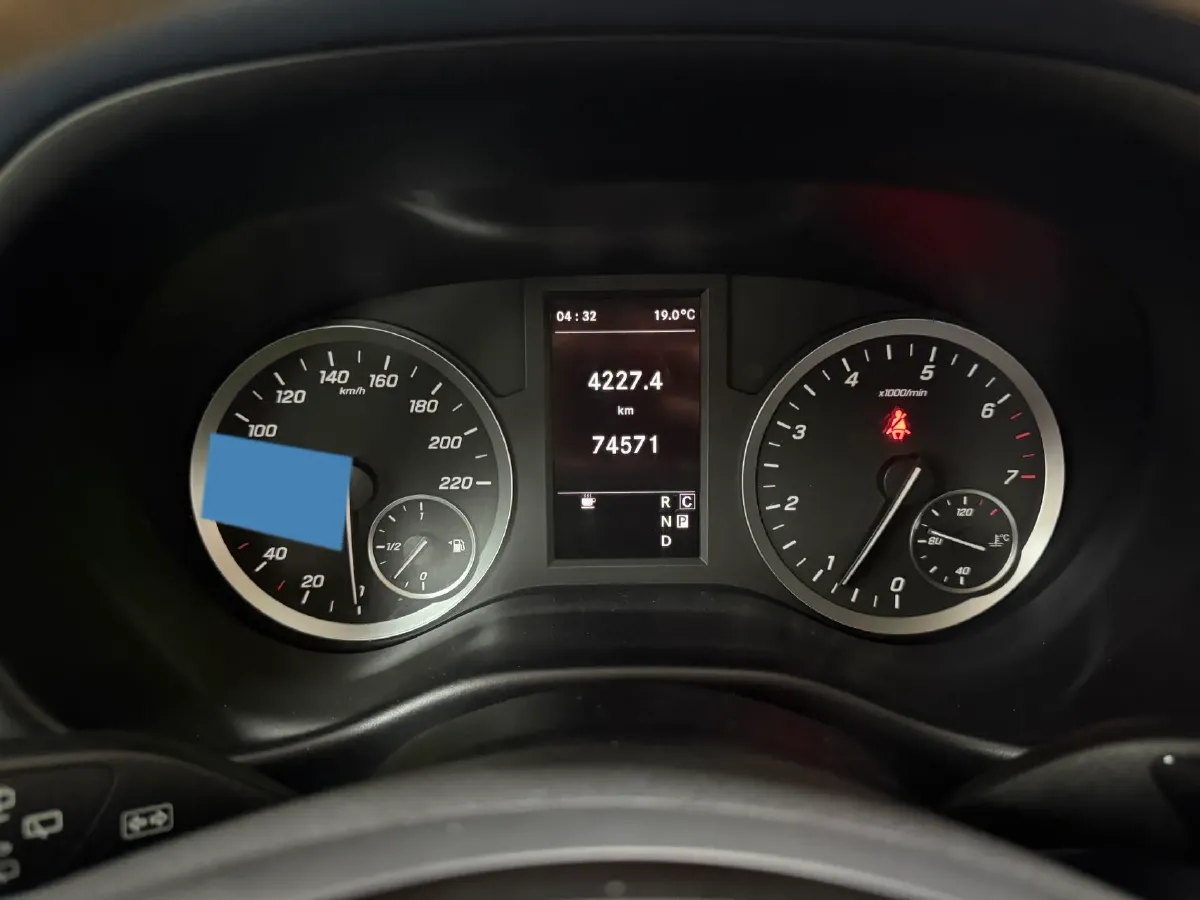 2020 Mercedes-Benz Vito 2.0T 211HP L4 9AT,autocango,china used car exporter,china ev exporter,chinese used car exporter,chinese used ev exporter