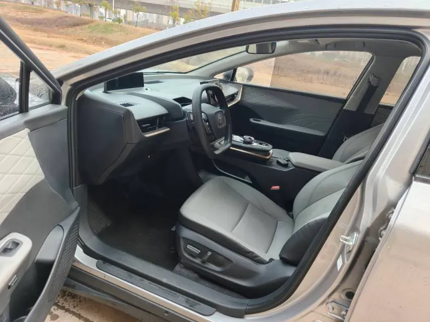 2024 Toyota bZ3 BEV 49.92KWH,autocango,china used car exporter,china ev exporter,chinese used car exporter,chinese used ev exporter