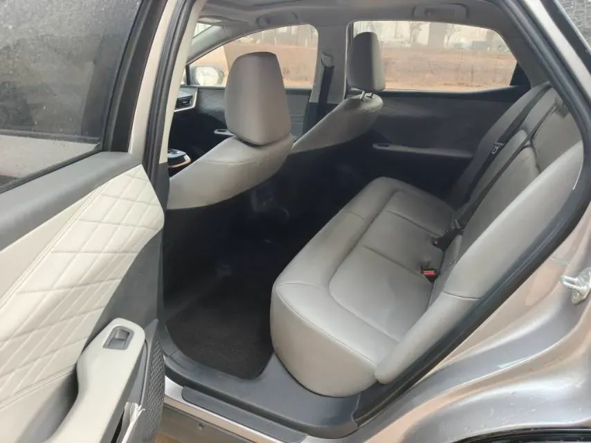 2024 Toyota bZ3 BEV 49.92KWH,autocango,china used car exporter,china ev exporter,chinese used car exporter,chinese used ev exporter