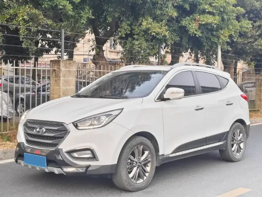 2015 Hyundai ix35 2.0L 160HP L4 6AT