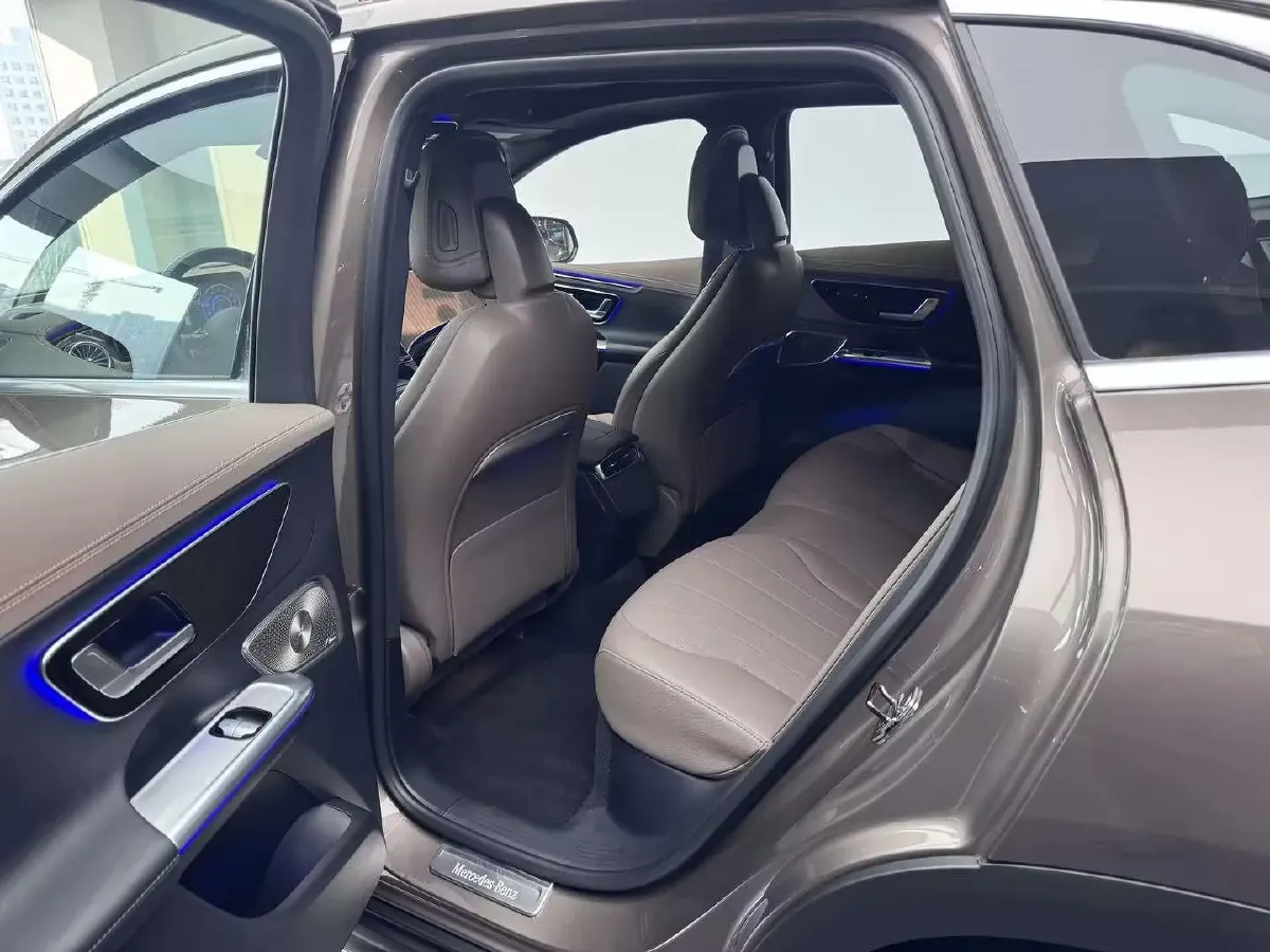 2023 Mercedes-Benz EQE SUV BEV 96.1KWH,autocango,china used car exporter,china ev exporter,chinese used car exporter,chinese used ev exporter