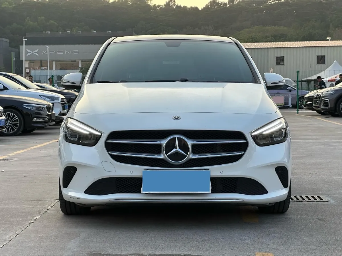 2021 Mercedes-Benz B Class 1.3T 163HP L4 7DCT,autocango,china used car exporter,china ev exporter,chinese used car exporter,chinese used ev exporter