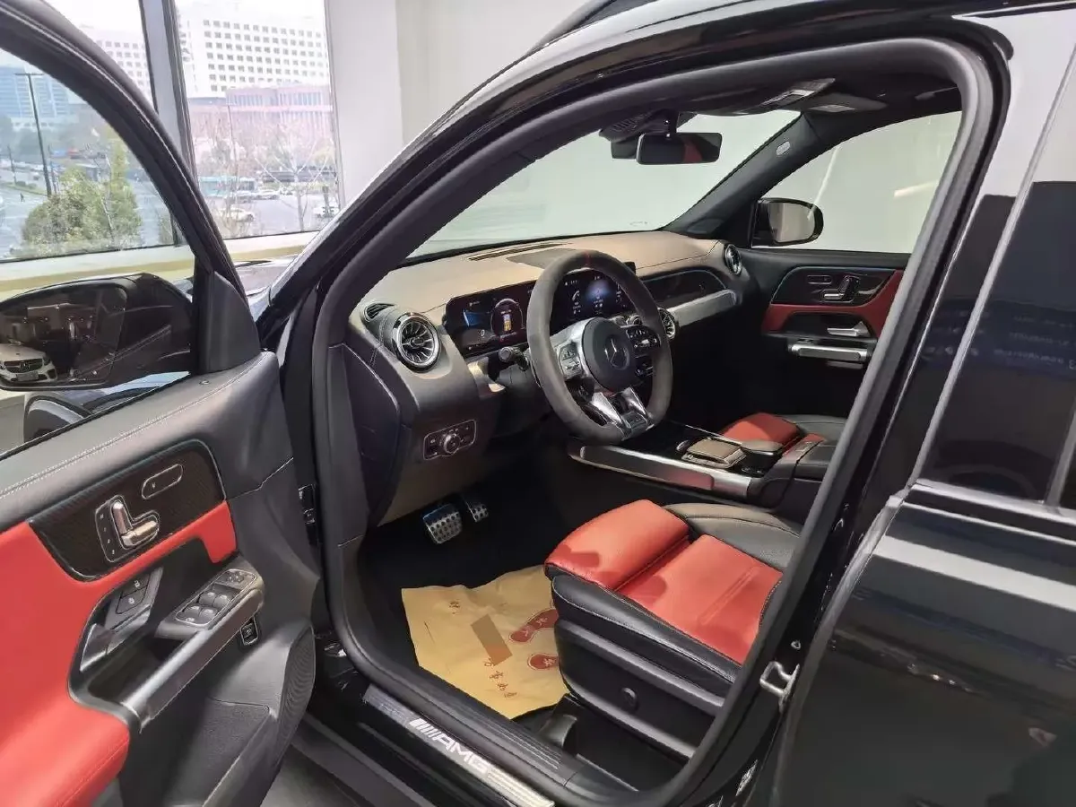 2021 Mercedes-Benz GLB AMG 2.0T 306HP L4 8DCT,autocango,china used car exporter,china ev exporter,chinese used car exporter,chinese used ev exporter