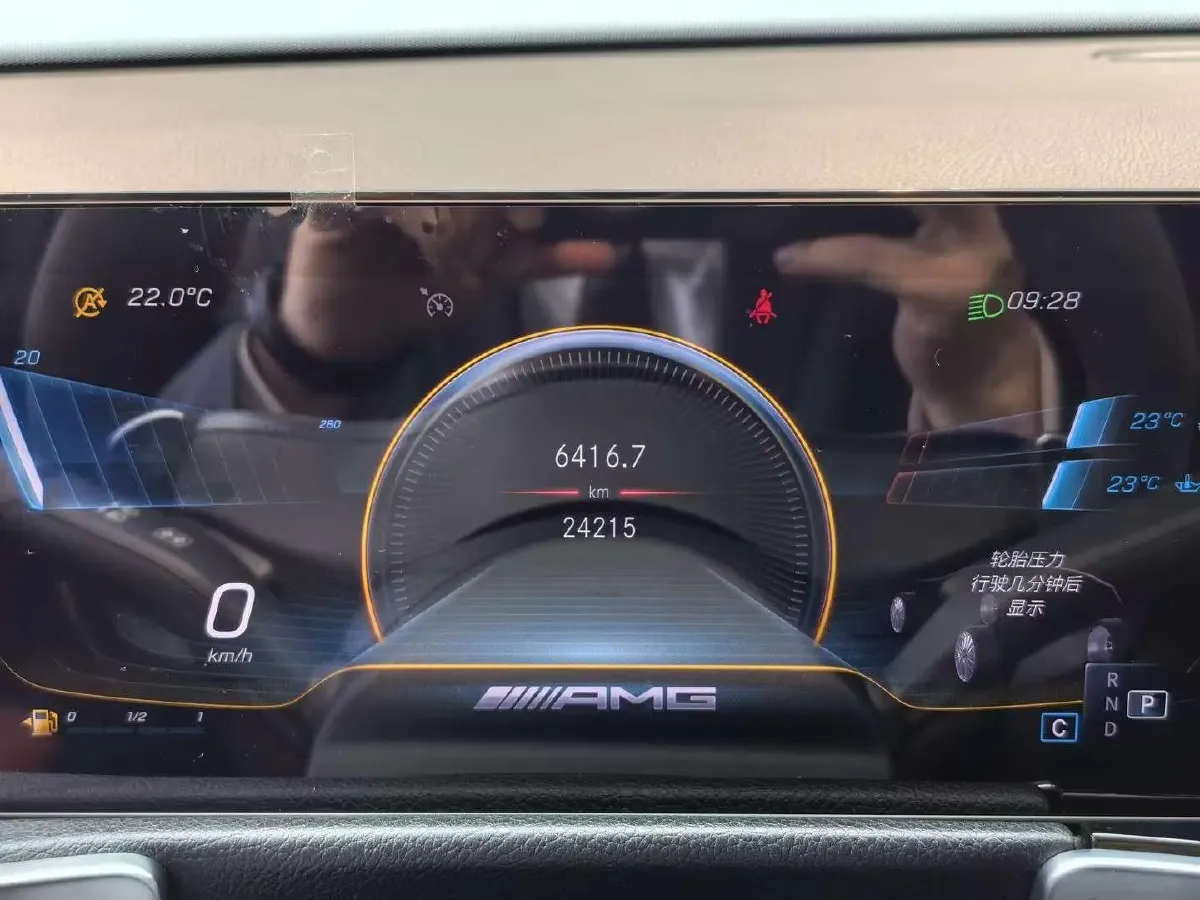 2021 Mercedes-Benz GLB AMG 2.0T 306HP L4 8DCT,autocango,china used car exporter,china ev exporter,chinese used car exporter,chinese used ev exporter