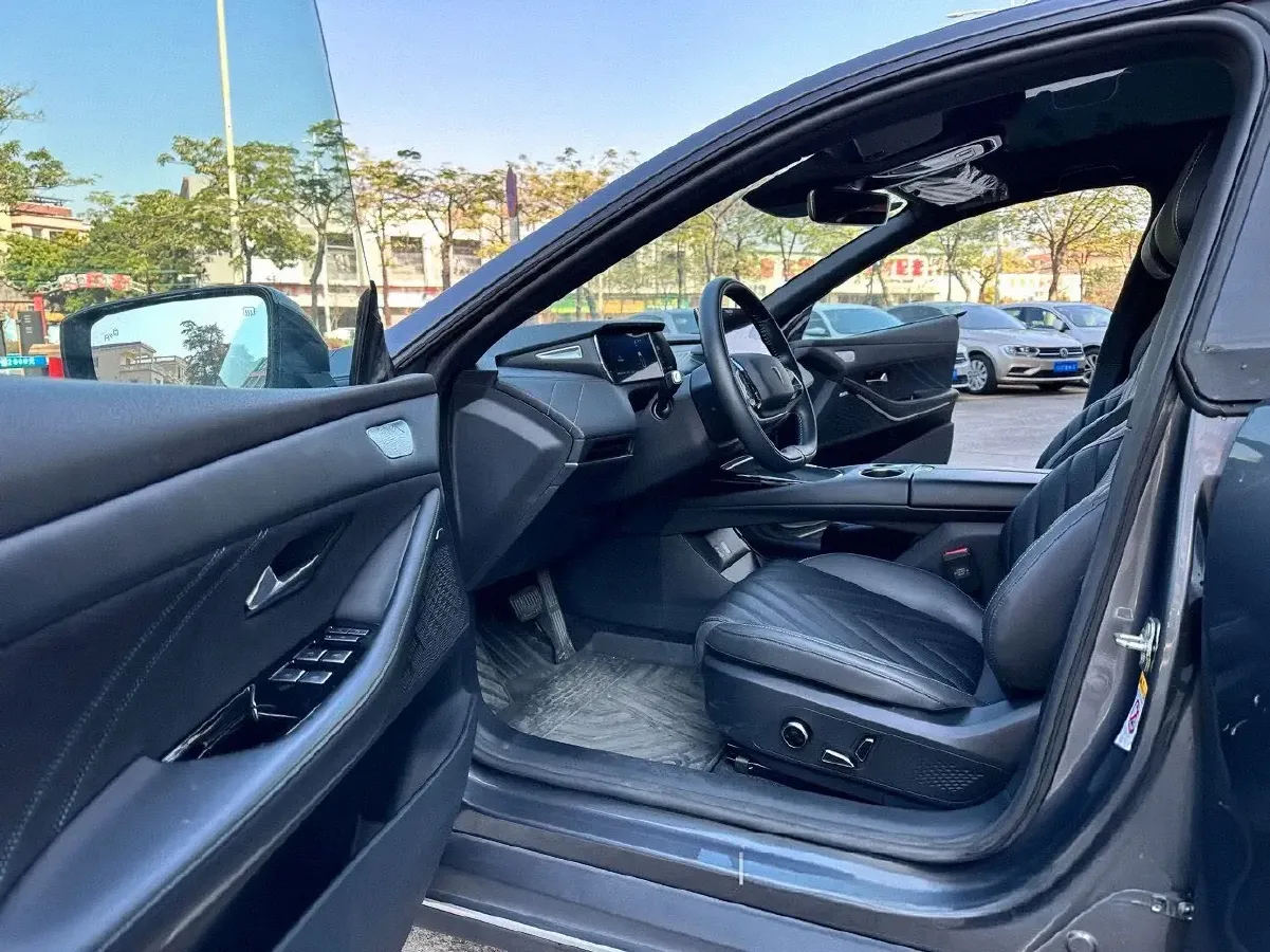 2023 Deepal SL03 1.5L 95HP L4 REEV 28.39KWH,autocango,china used car exporter,china ev exporter,chinese used car exporter,chinese used ev exporter