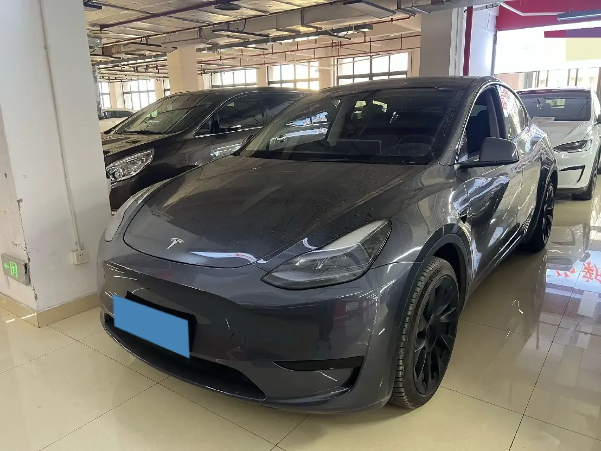 2022 Tesla Model Y BEV 60KWH