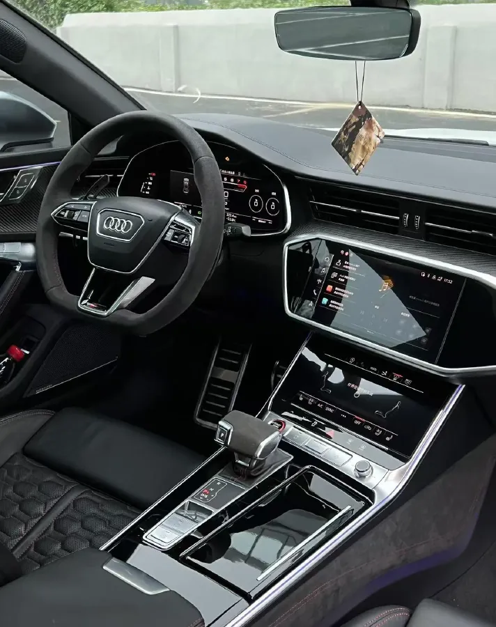 2021 Audi RS 7 4.0T 600HP V8 8AT,autocango,china used car exporter,china ev exporter,chinese used car exporter,chinese used ev exporter