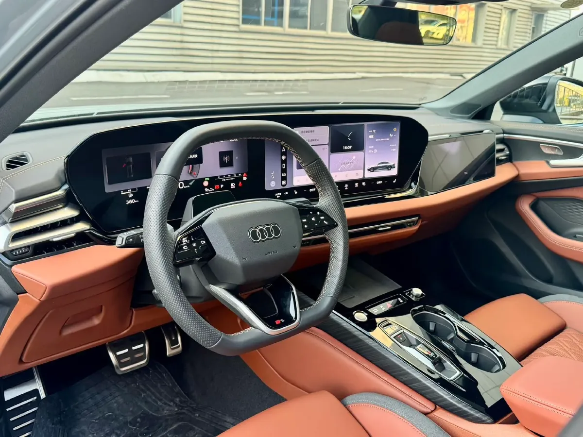 2026 Audi A5L 2.0T 204HP L4 7DCT,autocango,china used car exporter,china ev exporter,chinese used car exporter,chinese used ev exporter