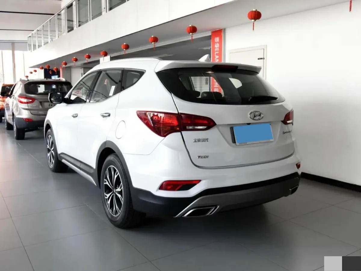 2017 Hyundai Santafe 2.0T 245HP L4 6AT,autocango,china used car exporter,china ev exporter,chinese used car exporter,chinese used ev exporter
