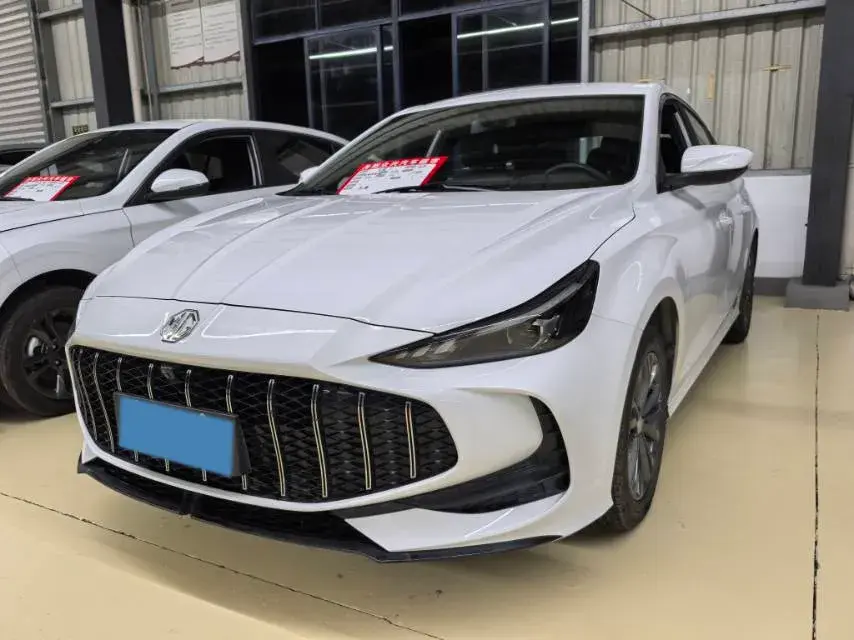 2025 MG 5 1.5L 129HP L4 CVT